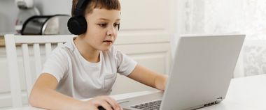 Зображення новини Google запускає в Україні онлайн-гру «Interland: Безпека дітей в Інтернеті»