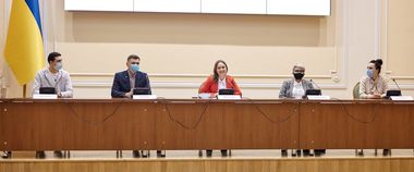 Зображення новини Мінцифра презентувала освітній серіал про штучний інтелект