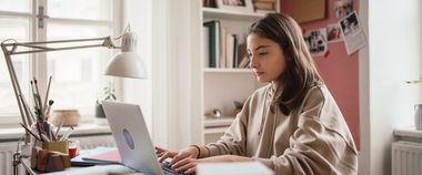 Як захистити себе та розвинути життєві навички: новий навчальний серіал для підлітків на Дія.Освіта