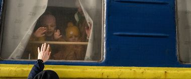 Інструкції для ВПО: про права, допомогу та соціальний захист