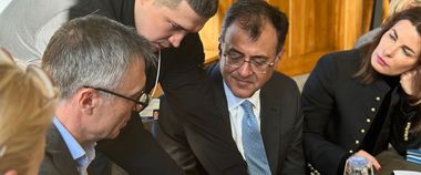 Зображення новини Посилюємо кіберзахист: Google надає українським держслужбовцям 5 тисяч ключів безпеки для захисту облікових записів